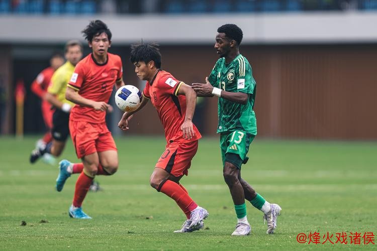 国足23人名单:王钰栋接过10号球衣,曹永竞与朱辰杰因伤缺阵 国足23人名单:王钰栋接过10号球衣,曹永竞与朱辰杰因伤缺阵